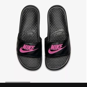 Nike women Slides